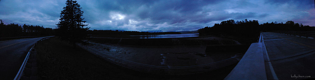 this-is-new-york.com Midnight at the Ashokan reservoir dam photo by Kelly Chien