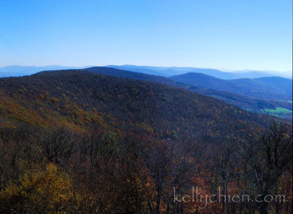 this-is-new-york.com Blue mountain ridges of the Catskills, view from the fire tower on Mt. Utsayantha, Stamford NY photo by Kelly Chien