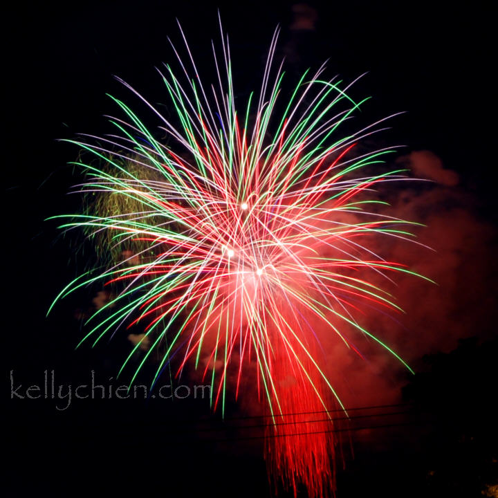 this-is-new-york.com Fourth of July fireworks in Oneonta NY photo by Kelly Chien