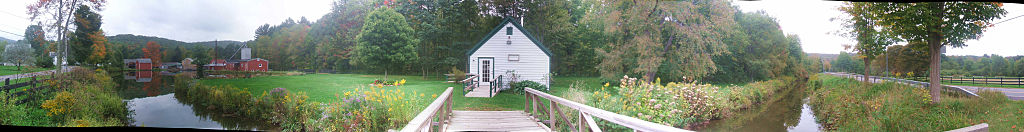 this-is-new-york.com Hanford Mills Museum gift shop in East Meredith NY photo by Kelly Chien