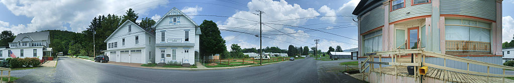 this-is-new-york.com Cornell Avenue in Hobart NY photo by Kelly Chien