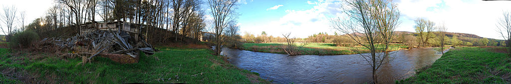 this-is-new-york.com River through abandoned field in Hobart NY photo by Kelly Chien