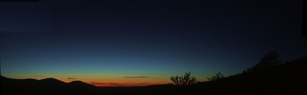 this-is-new-york.com Sunset from the Roxbury Mountain pass near Hobart NY photo by Kelly Chien