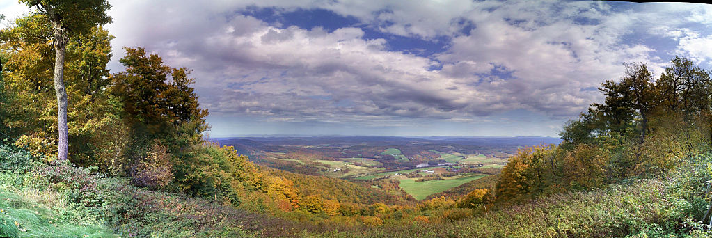 this-is-new-york.com Northeast view from Mt. Utsayantha, Stamford NY photo by Kelly Chien